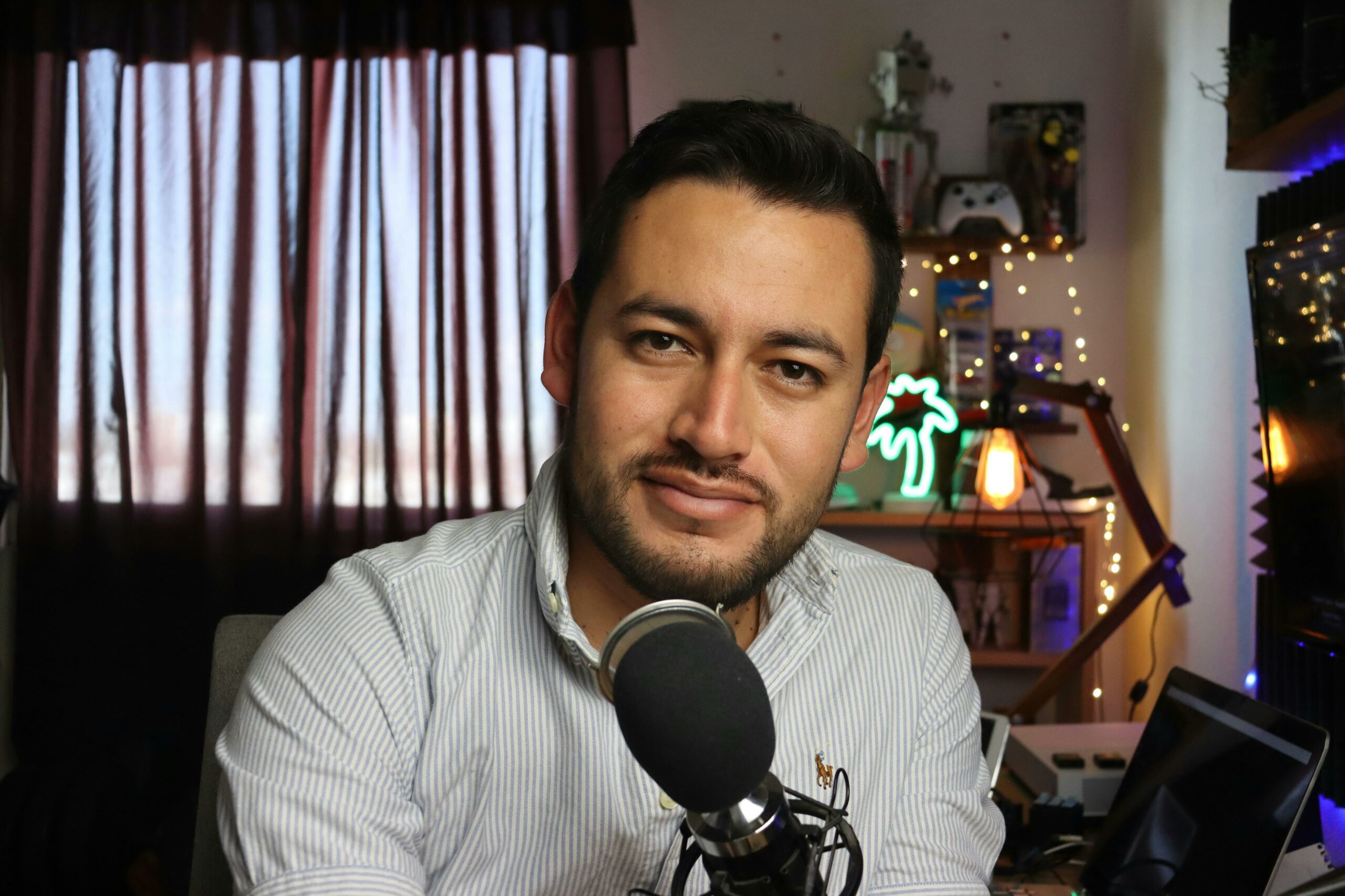 Effective YouTube descriptions - Cover Photo