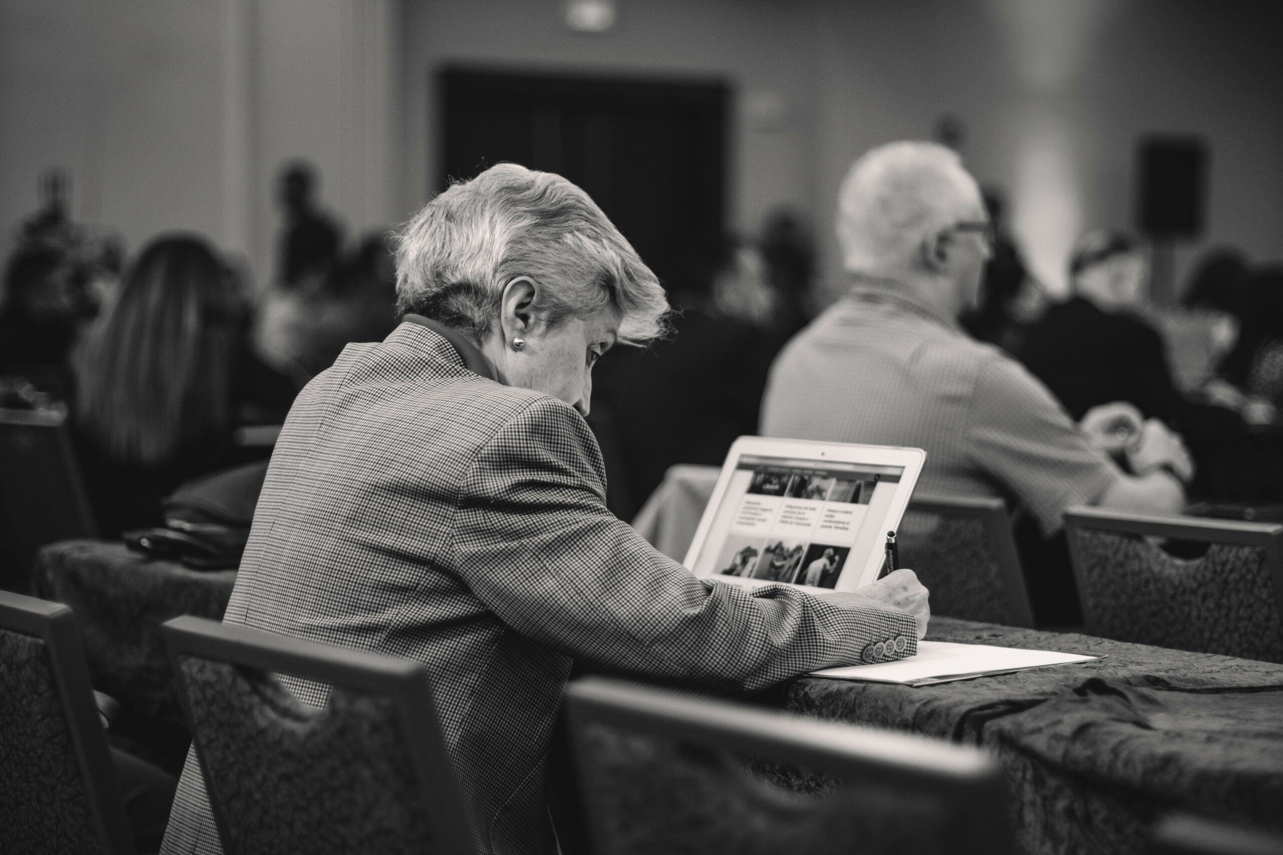 Reader engagement metrics - Inline Photo