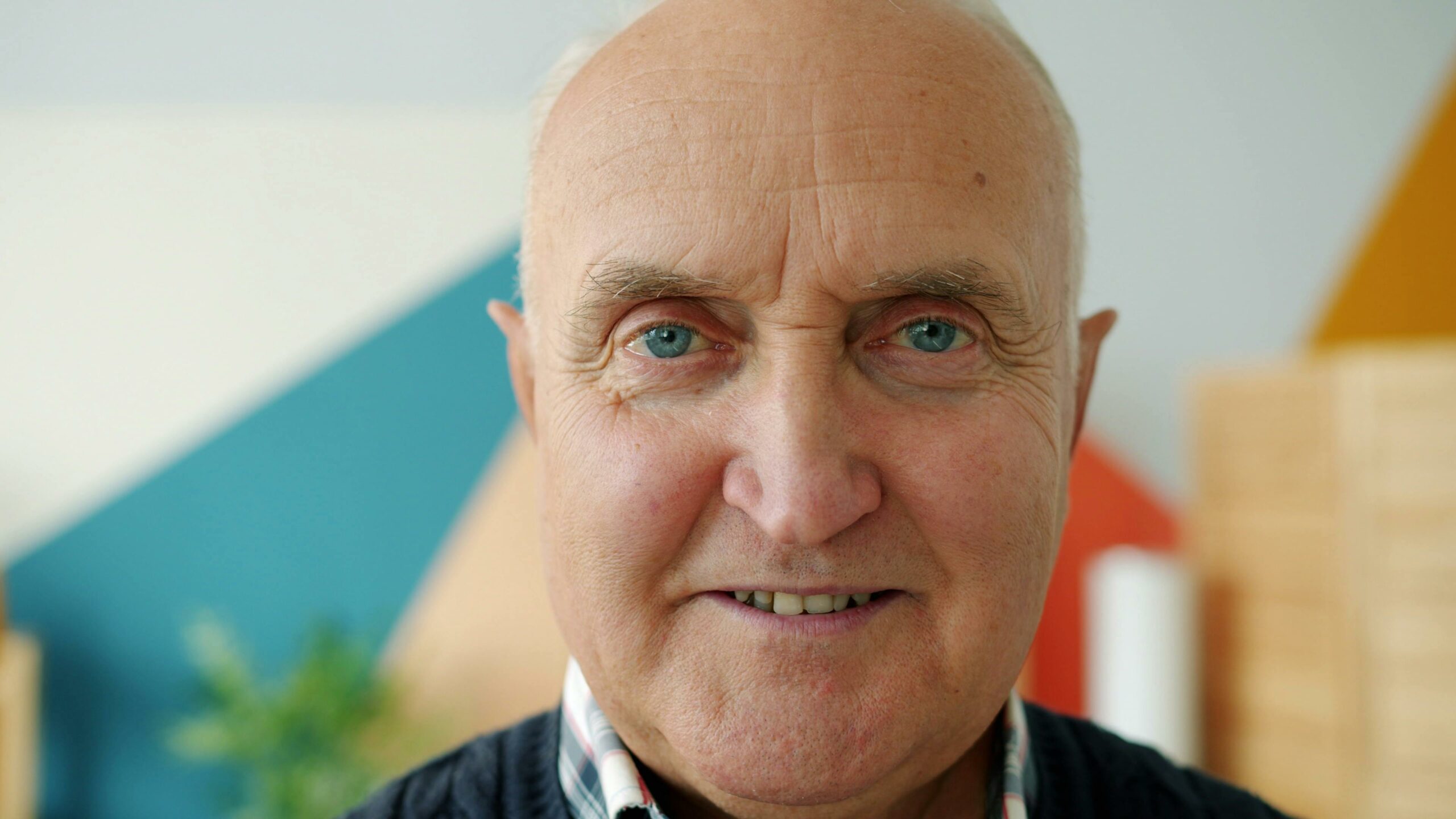 Email subject lines - Inline Photo