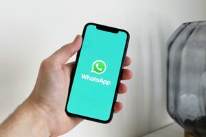 WhatsApp customer service - Cover Photo
