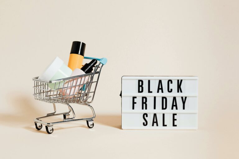 Black Friday marketing strategy - Cover Photo