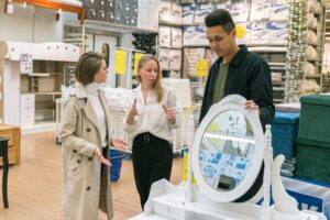 Emotional vs rational buying - Cover Photo