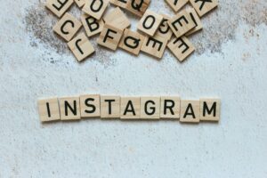 Lisa Instagram profile - Cover Photo