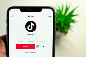Change TikTok Username - Cover Photo