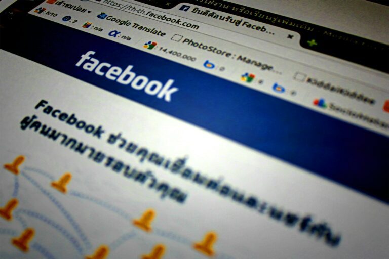 Facebook Boost Myths - Cover Photo
