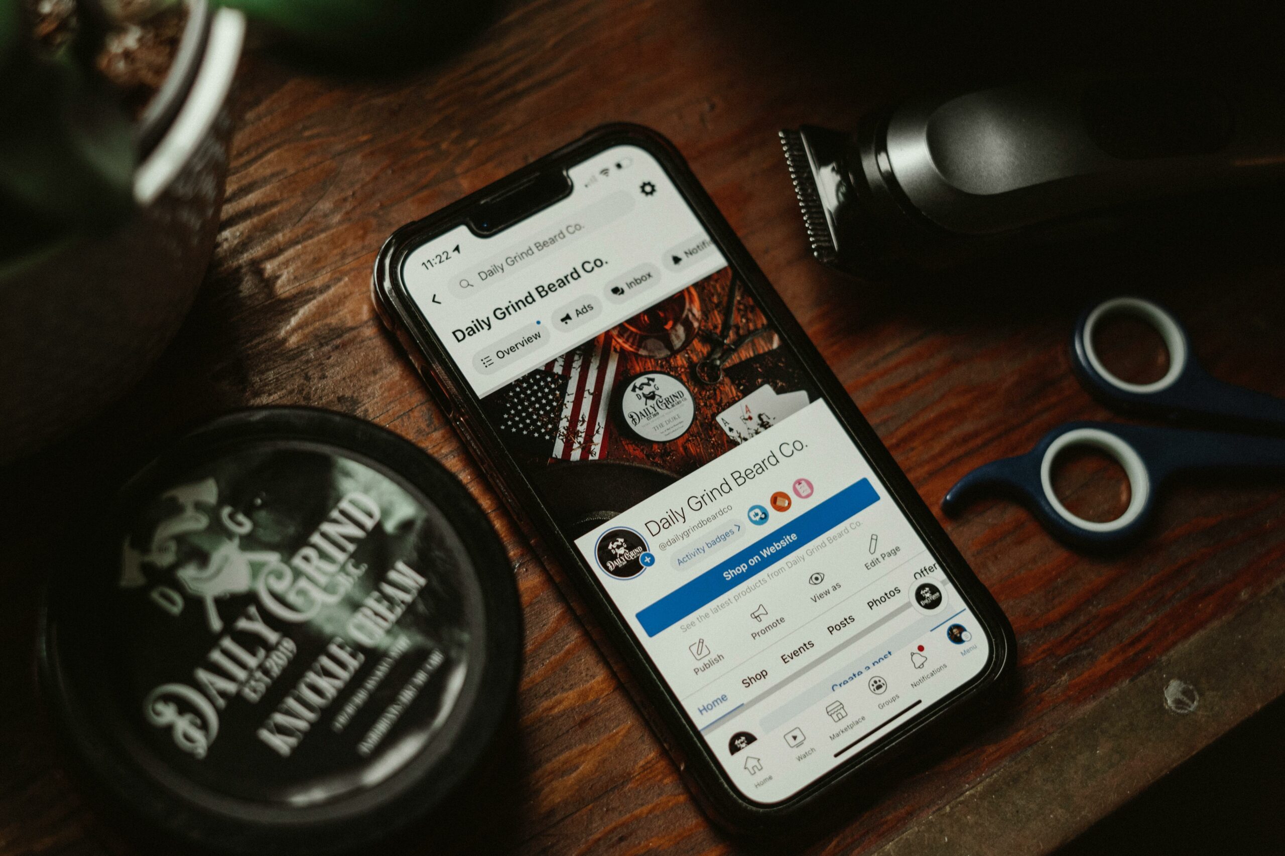 Outils marketing pour medias sociaux - Cover Photo