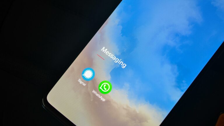 WhatsApp marketing - Cover Photo