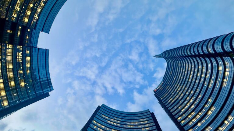 Italian companies social media - Cover Photo