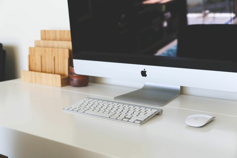 Minimalist SEO guide - Cover Photo