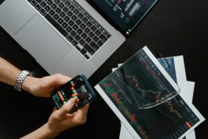 online marketing lessons - Cover Photo