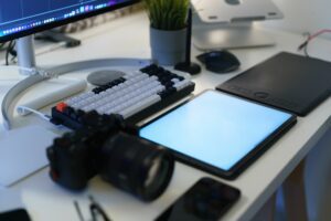 Part time content marketer - Cover Photo