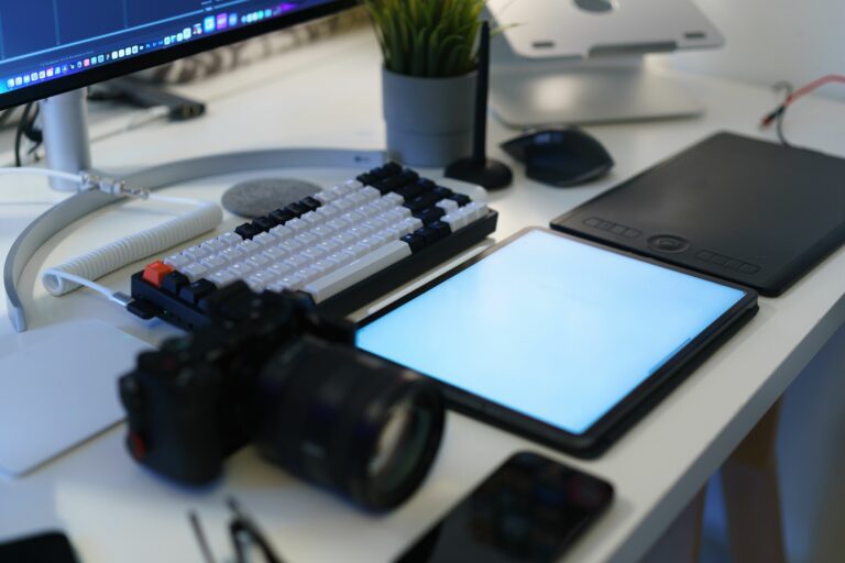 Part time content marketer - Cover Photo