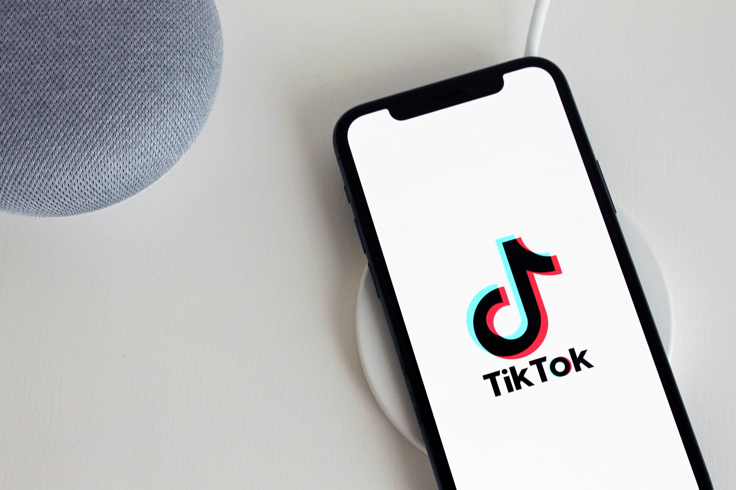 TikTok marketing guide - Cover Photo