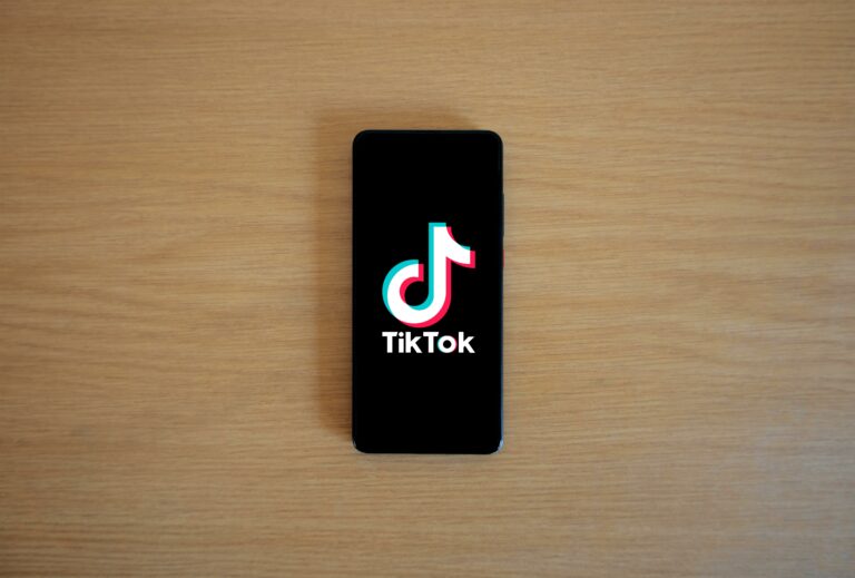 Verify TikTok account - Cover Photo