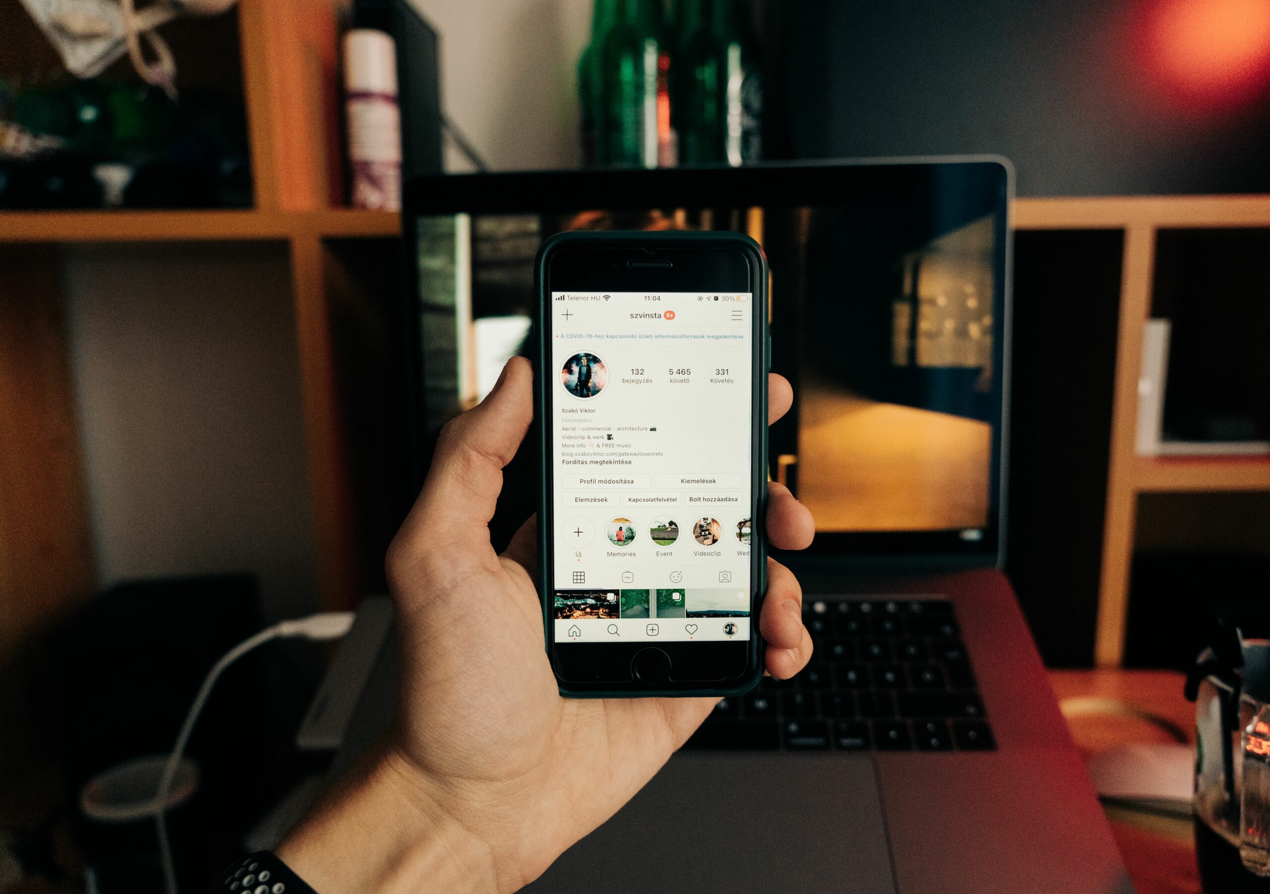 Instagram bio ideas - Cover Photo