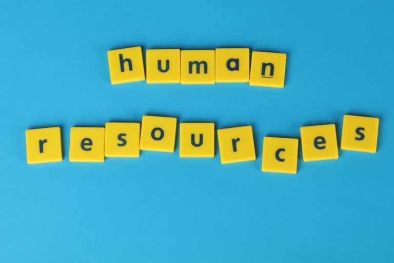 social media for HR - Cover Photo
