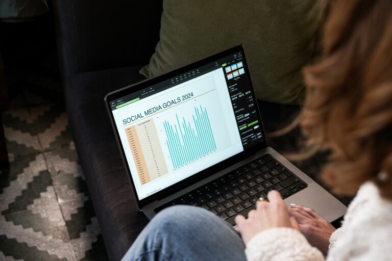 social media optimization - Cover Photo