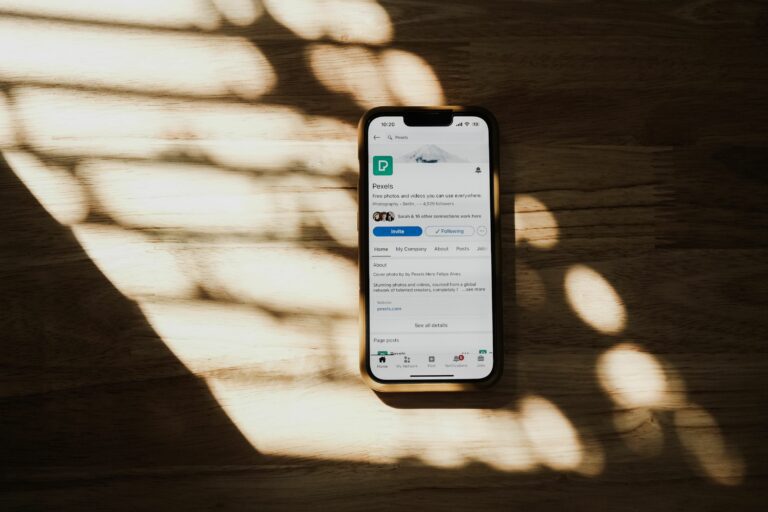 best times to post on LinkedIn - Cover Photo