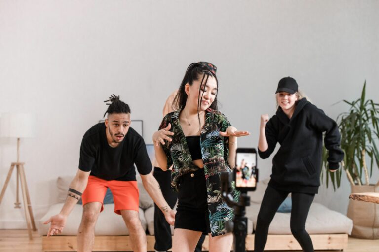 TikTok in feed native creatives - Cover Photo