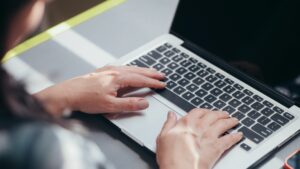 influencer outreach email templates - Cover Photo