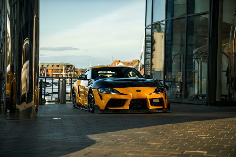 Instagram engagement rate calculator - Cover Photo