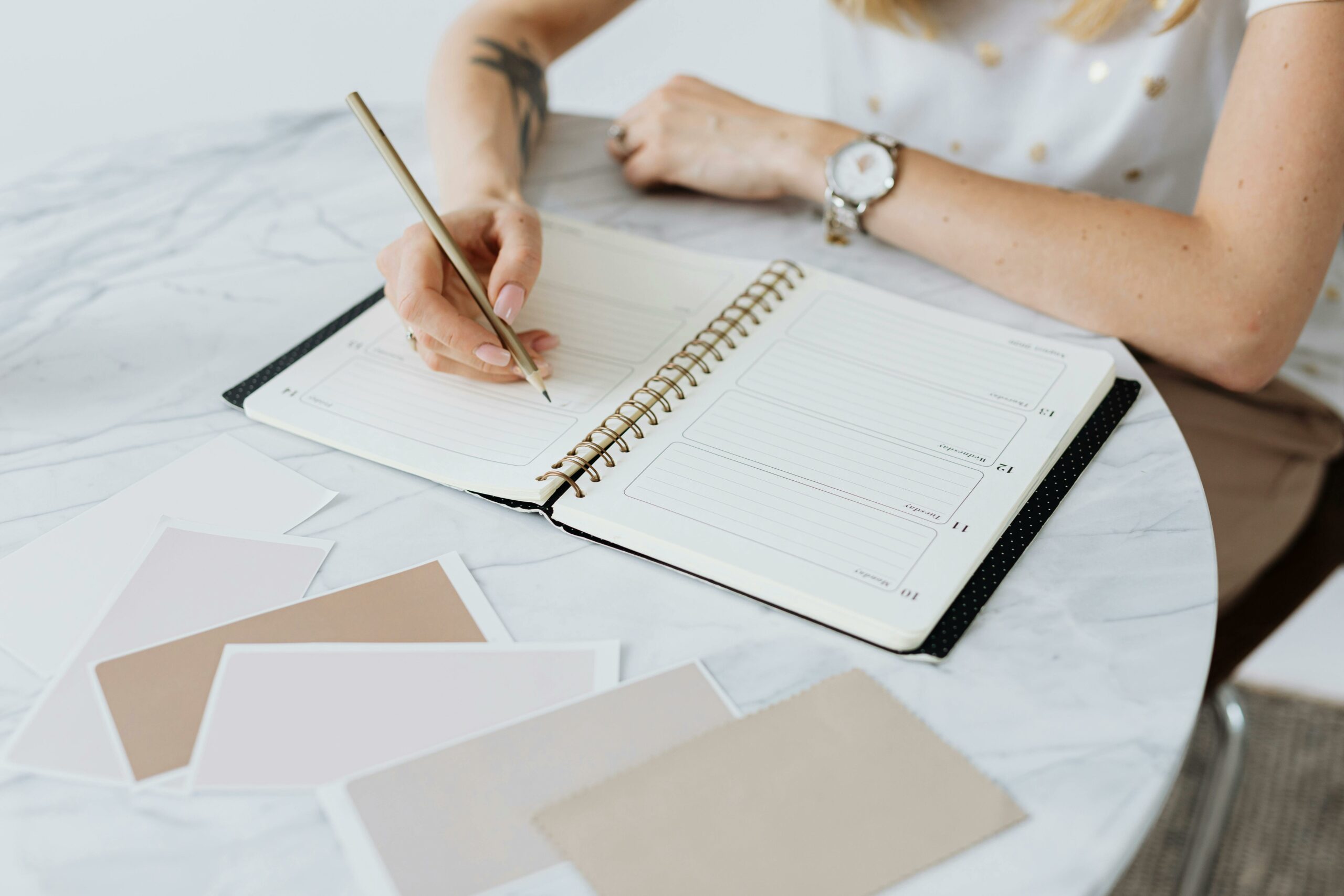 Scheduling Social Media Posts - Inline Photo