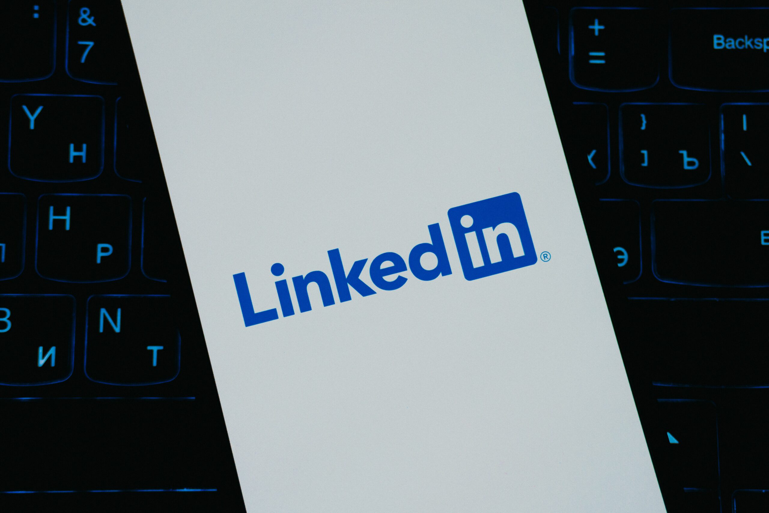 LinkedIn influencer marketing - Cover Photo